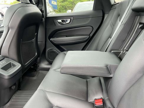 Used 2023 Volvo XC60 B5 Plus w/ Climate Package image 13