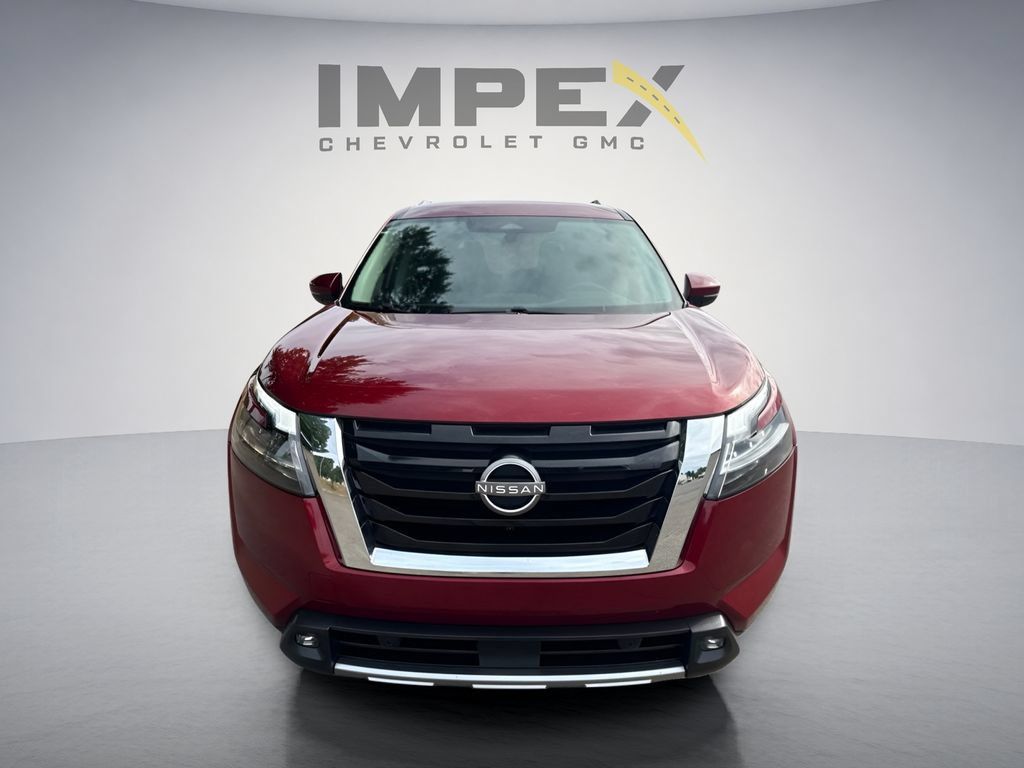 Used 2022 Nissan Pathfinder SL AWD/4WD image 8