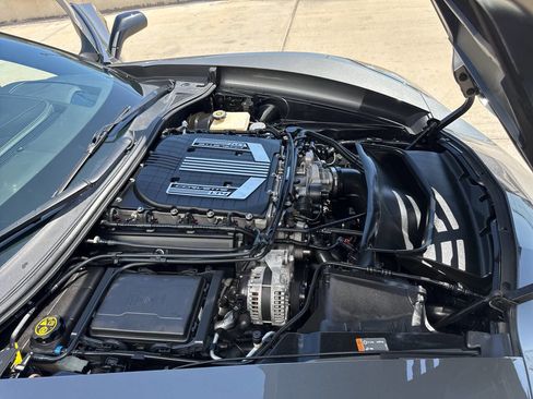 Used 2016 Chevrolet Corvette Z06 w/ 3LZ Preferred Equipment Group image 33