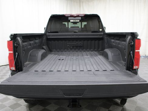 Used 2024 Chevrolet Silverado 2500 High Country w/ High Country Premium Package AWD/4WD image 22