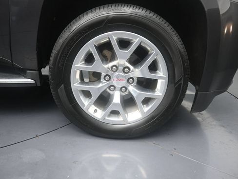 Used 2017 GMC Yukon SLE w/ SLE Value Package RWD image 5
