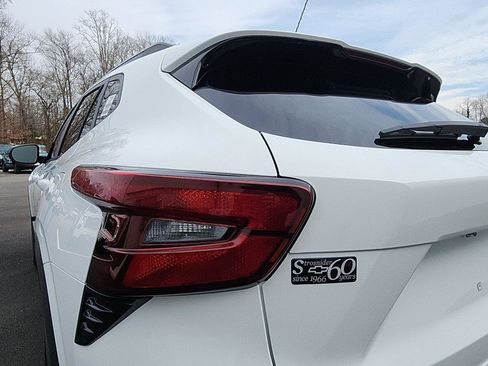 New 2026 Chevrolet Trax RS w/ Sunroof Package image 13
