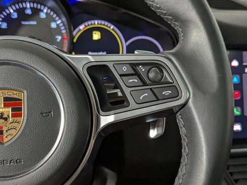 Used 2022 Porsche Cayenne Platinum Edition AWD/4WD image 30