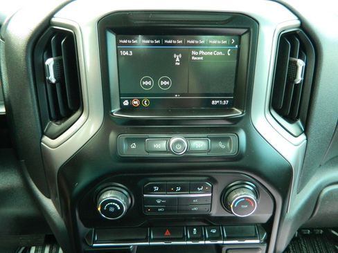 Used 2019 Chevrolet Silverado 1500 W/T w/ Trailering Package RWD image 12