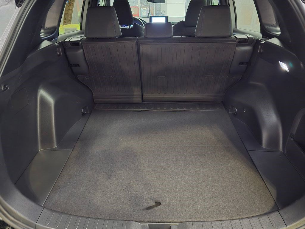 Used 2024 Toyota RAV4 SE AWD/4WD image 37