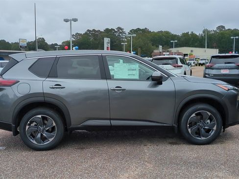 New 2026 Nissan Rogue SV image 6