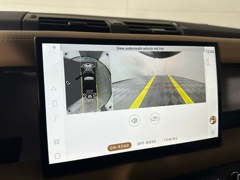 New 2025 Land Rover Defender 110 X-Dynamic SE image 37