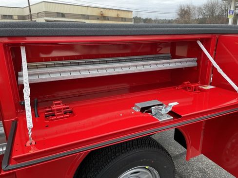 New 2026 Ford F250 XL w/ XL Chrome Package image 20