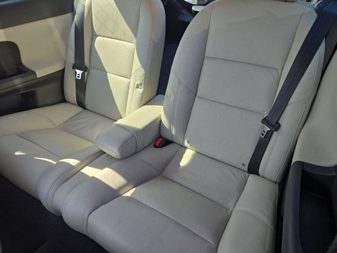 Used 2013 Volvo C30 T5 FWD image 8