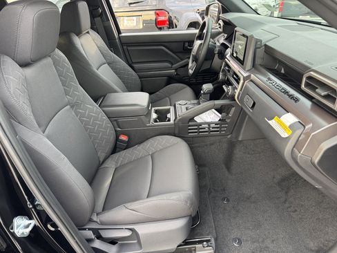 New 2026 Toyota Tacoma SR5 image 8