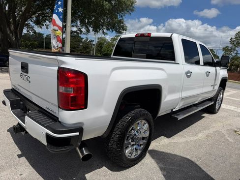 Used 2016 GMC Sierra 2500 Denali w/ Duramax Plus Package AWD/4WD image 6