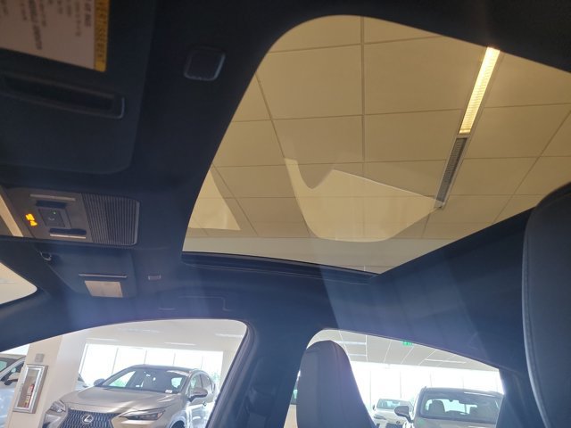 Used 2026 Lexus ES 350h w/ Convenience Package FWD image 24