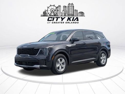 New 2026 Kia Sorento LX FWD image 2