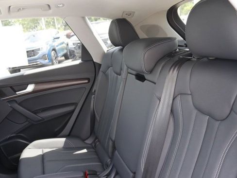 Used 2025 Audi Q5 2.0T Premium Plus image 17
