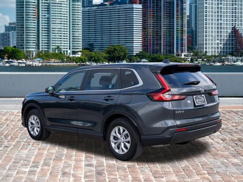 Used 2025 Honda CR-V LX image 8