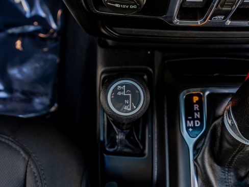 Used 2022 Jeep Wrangler Unlimited Sport w/ Sun And Sound Package image 28