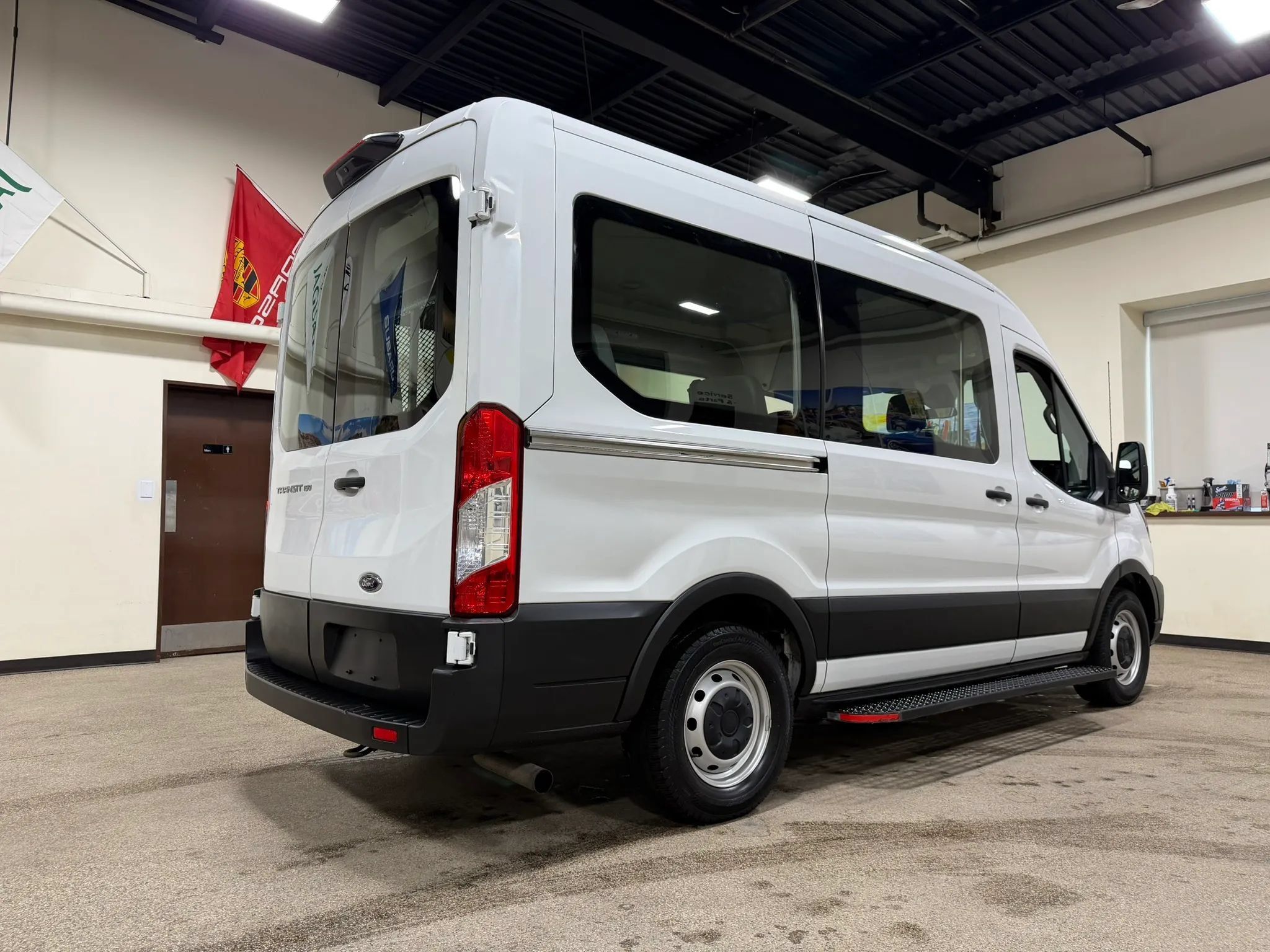 Used 2020 Ford Transit 150 Medium Roof RWD image 6
