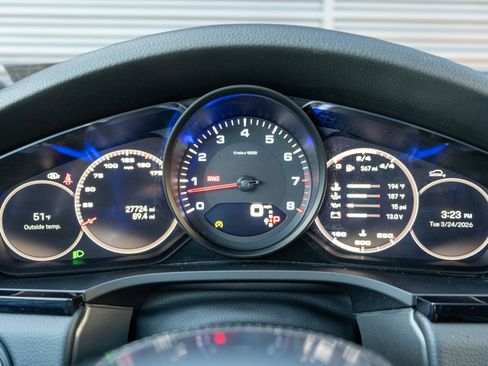 Certified 2023 Porsche Cayenne Coupe image 24