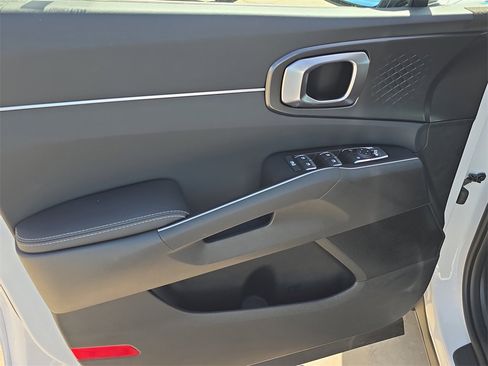 New 2026 Kia Sorento EX image 18