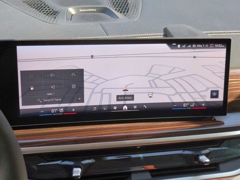 Certified 2026 BMW X7 xDrive40i w/ Executive Package image 31