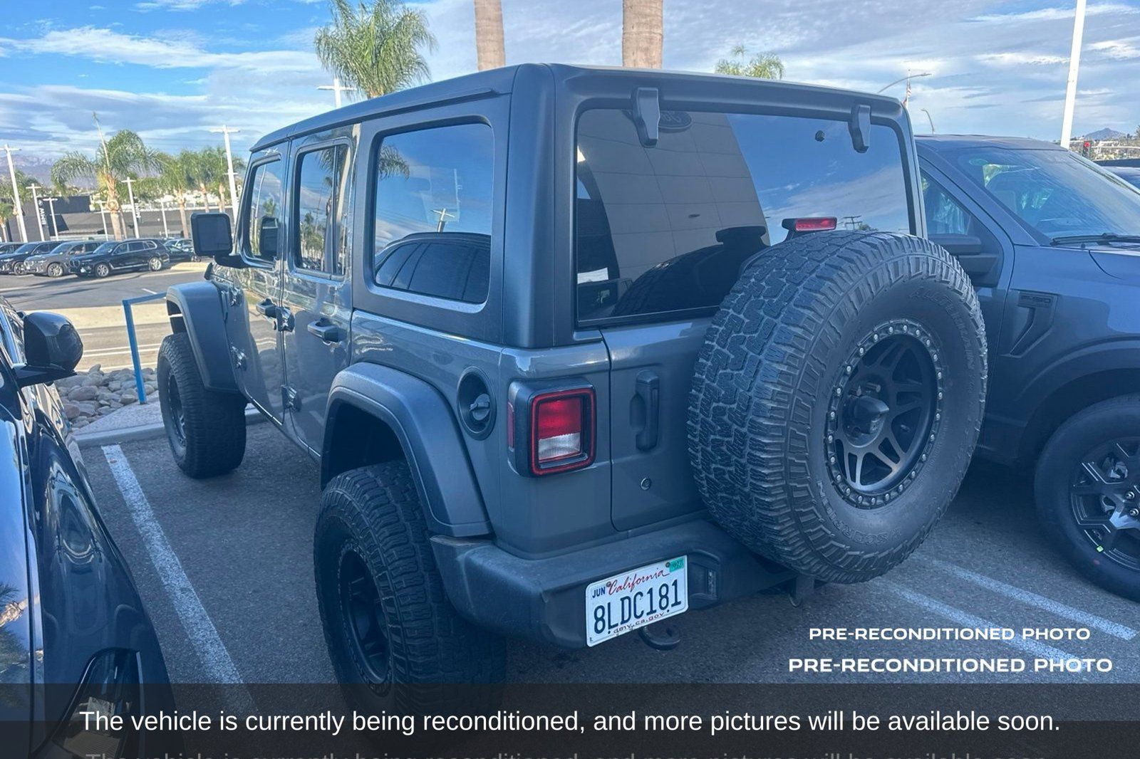 Used 2019 Jeep Wrangler Unlimited Sport S AWD/4WD image 3