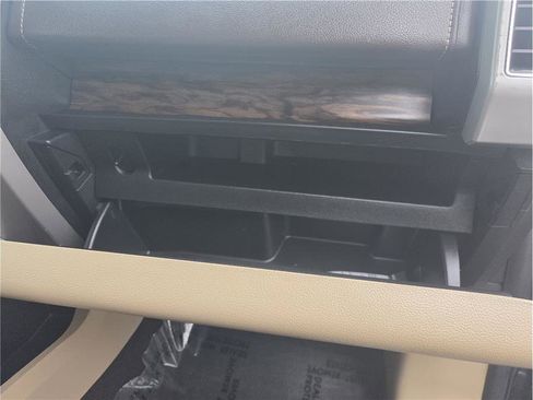 Used 2020 Ford F150 Lariat w/ Equipment Group 501A Mid image 29