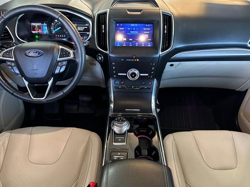 Used 2020 Ford Edge Titanium w/ Equipment Group 301A AWD/4WD image 13