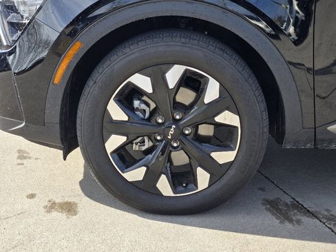 Certified 2023 Kia Sportage X-Line w/ X-Line Premium Package image 17