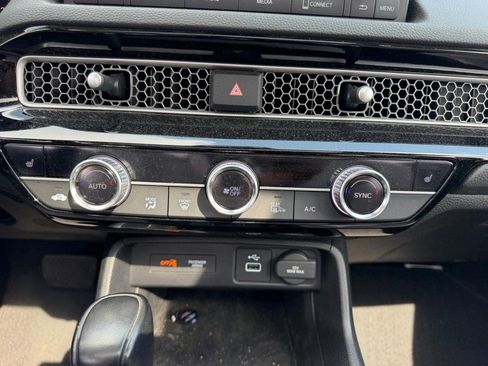 Certified 2023 Honda Civic EX image 15