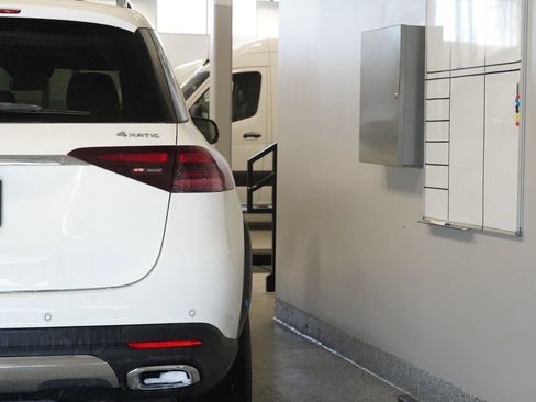 New 2026 Mercedes-Benz GLE 350 4MATIC image 13