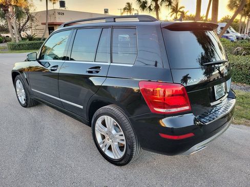 Used 2015 Mercedes-Benz GLK 250 BlueTEC 4MATIC image 9