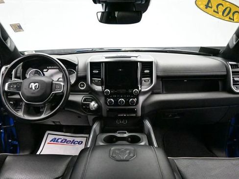 Used 2024 RAM 1500 Laramie AWD/4WD image 35