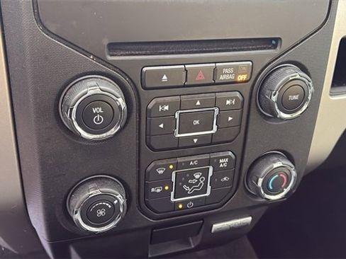 Used 2014 Ford F150 XLT w/ Equipment Group 302A Luxury image 15