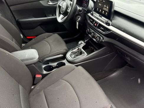 Used 2020 Kia Forte LXS image 16