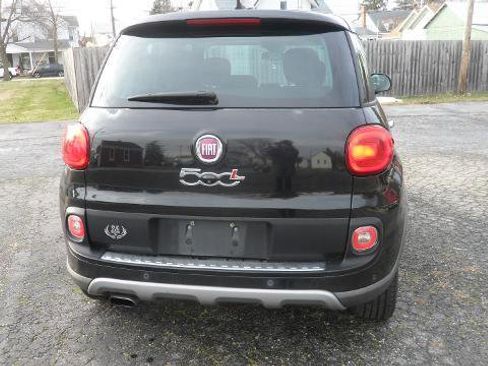 Used 2014 FIAT 500L Trekking w/ Popular Equipment Group image 4