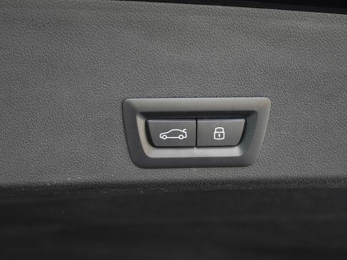Used 2023 BMW XM AWD/4WD image 37