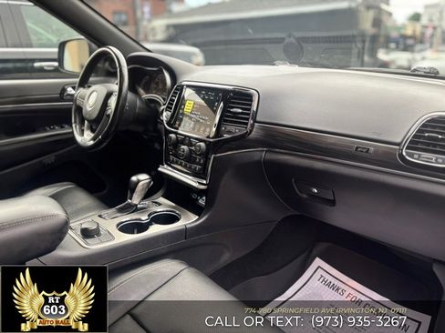 Used 2021 Jeep Grand Cherokee Limited w/ Quick Order Package 28K 80th AWD/4WD image 16