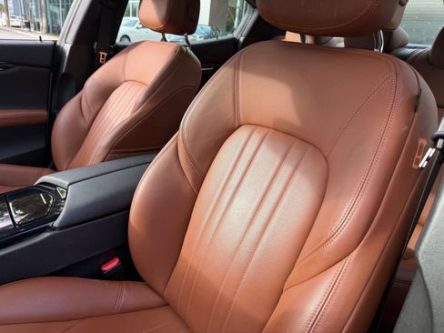 Certified 2022 Maserati Ghibli Modena Q4 image 15