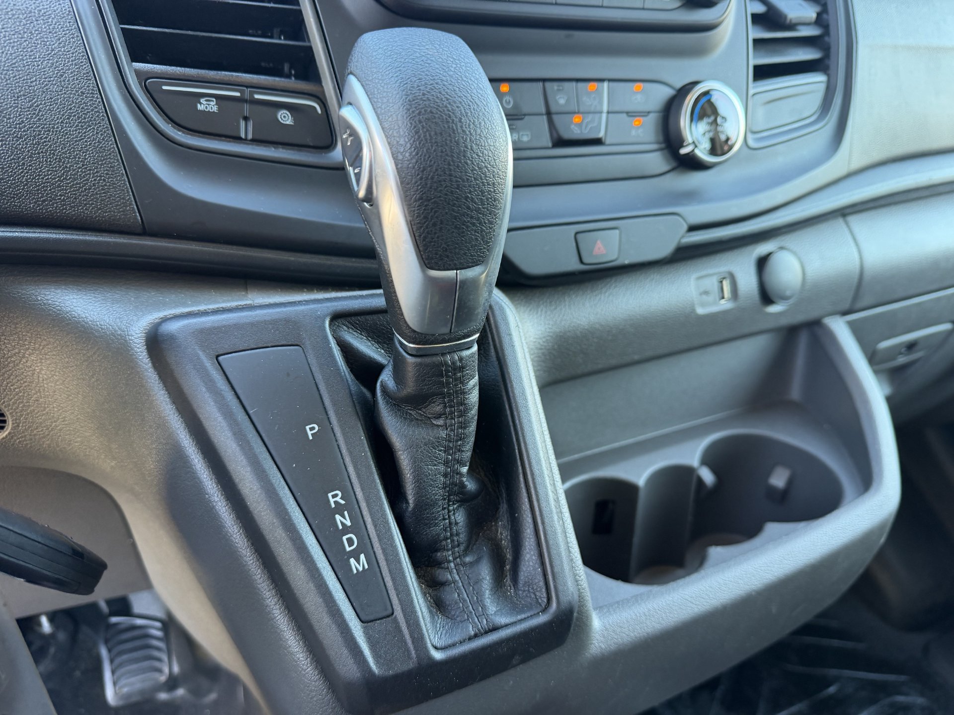 Used 2025 Ford Transit 250 Low Roof w/ Exterior Upgrade Package RWD image 9