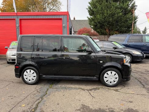 Used 2006 Scion xB image 11