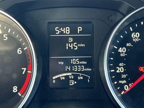 Used 2017 Volkswagen Jetta S image 16