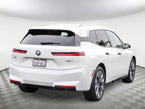 Used 2026 BMW iX xDrive45 image 4