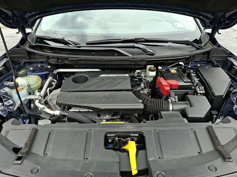 Used 2025 Nissan Rogue SV AWD/4WD image 26