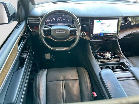 Used 2022 Jeep Grand Wagoneer Series I image 24