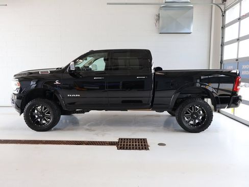 Used 2022 RAM 2500 Laramie AWD/4WD image 7