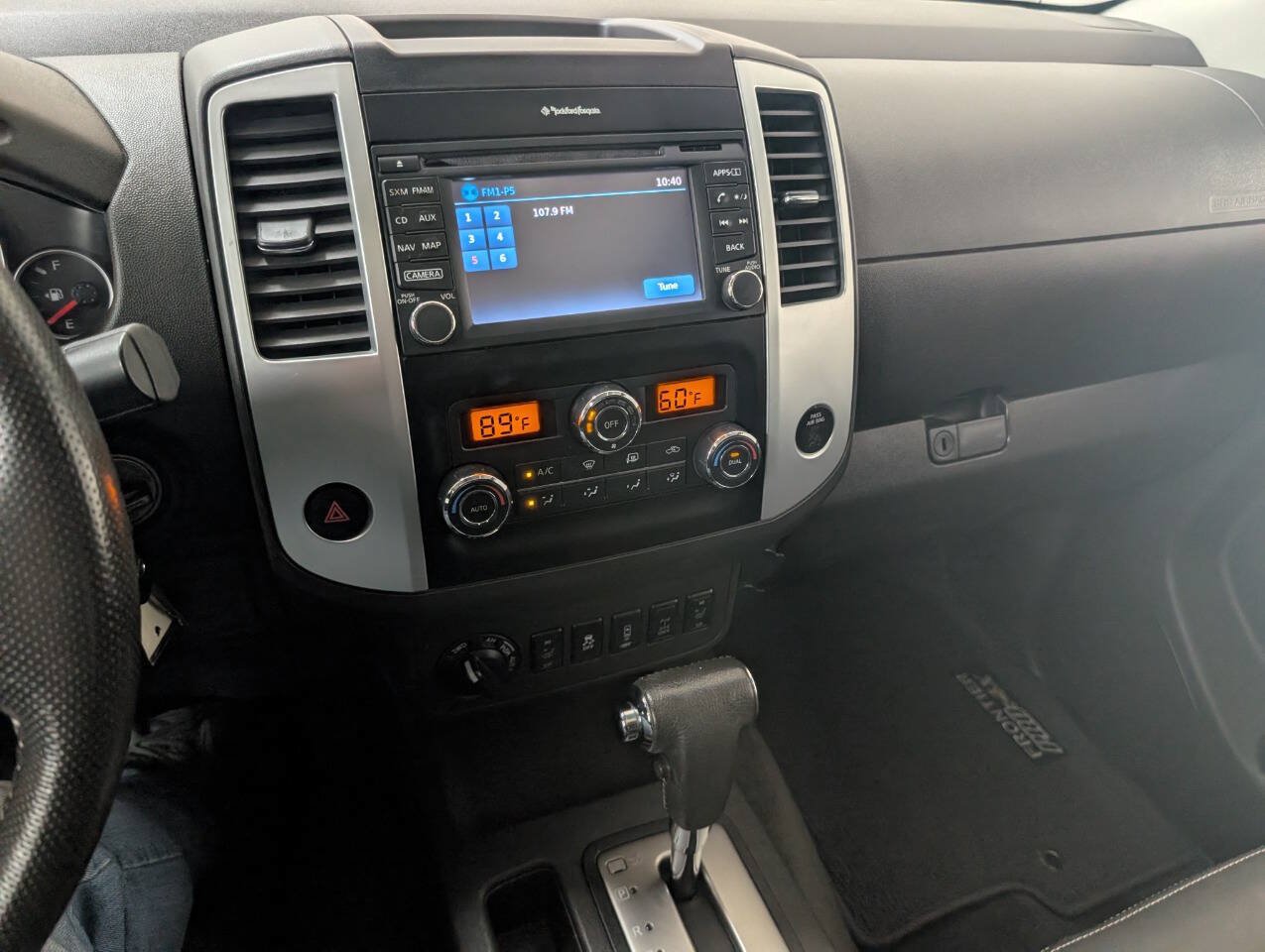 Used 2015 Nissan Frontier PRO-4X AWD/4WD image 10