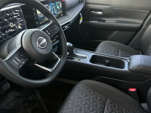 New 2026 Nissan Kicks SV image 12