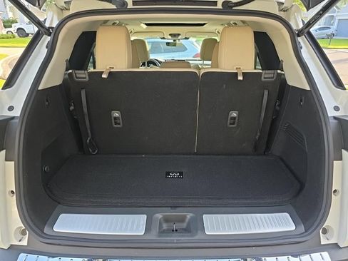 Certified 2023 INFINITI QX60 Luxe w/ Cargo Package FWD image 11