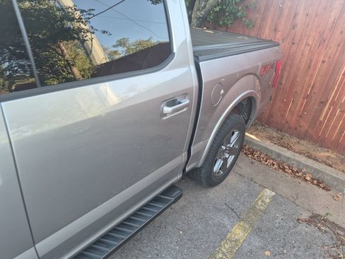 Used 2020 Ford F150 Lariat AWD/4WD image 9
