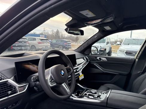 New 2026 BMW X7 xDrive40i w/ M Sport Package image 12